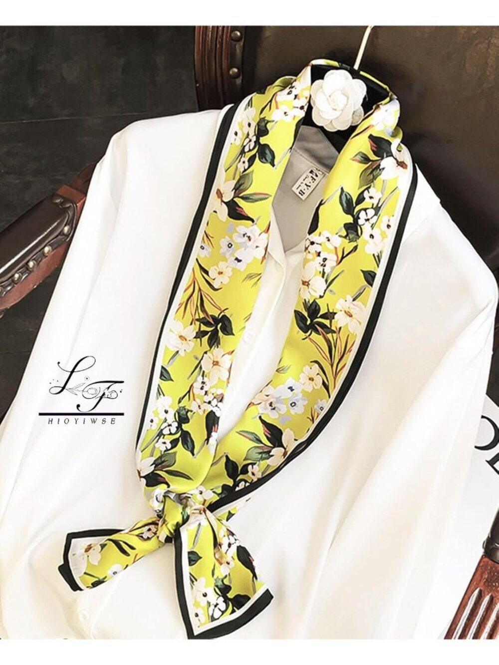 Women's 01-Green White Printed Square Headscarf Bandanas Hair Scarf Neck Scarves - Picture 6 of 6